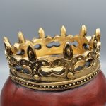 مجسمه جمجمه مدل پادشاه مدل King Maya کد Psdc265 زرشکی