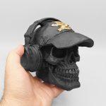 مجسمه جمجمه DJ مدل Golden Pirate رنگ مشکی کد Khk835 - Image 4