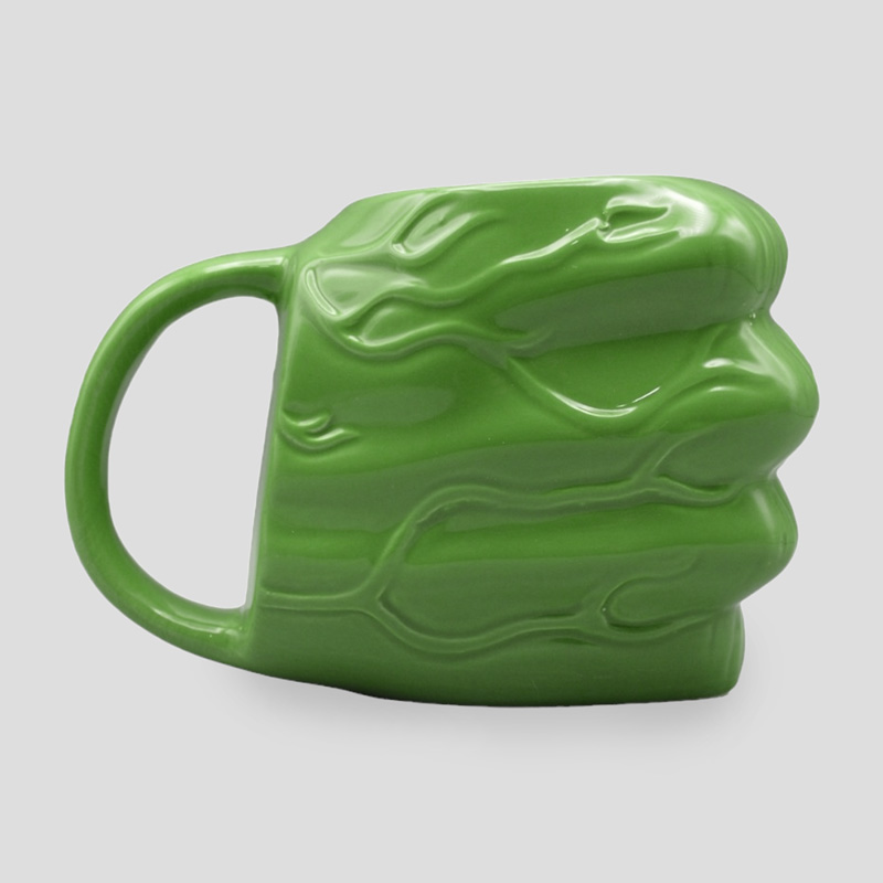 41648- ماگ طرح مشت هالک Hulk (1) ماگ طرح مشت هالک کد Psg-043d3 - Image 1