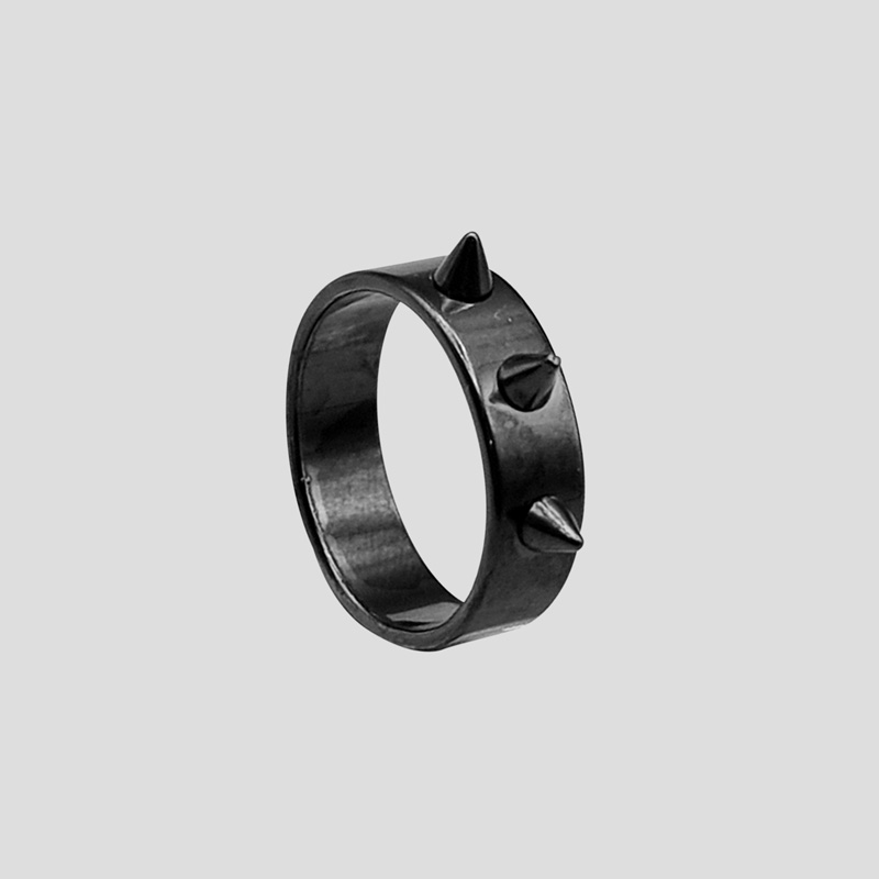 42843- حلقه مدل Three Spikes رنگ مشکی (1) حلقه مدل Three Spikes رنگ مشکی کد Grn-686d3 - Image 1