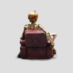 مجسمه اسکلت پسر مدل Couch Potato کد Shah-032 - Image 4