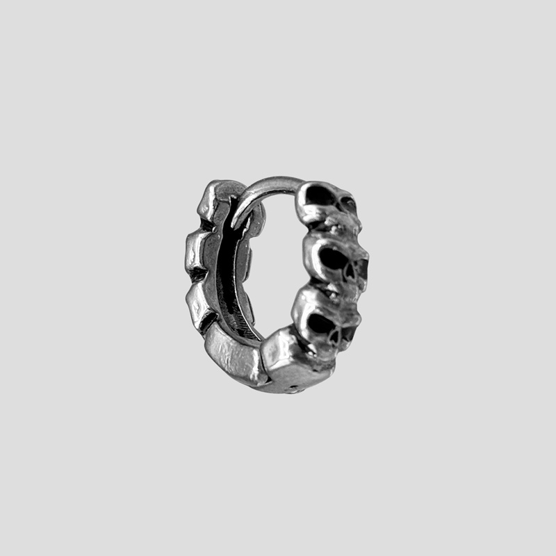 52663- پیرسینگ حلقه اسکلتی مدل Six Skulls (1) پیرسینگ حلقه مدل Six Skulls کد Hsn-626d1 - Image 1
