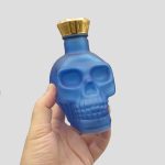 بطری جمجمه بلک لایت ظرفیت 300 میلی‌لیتر مدل Mini Skull درب پیچی کد Shg017 - Image 4