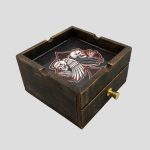 زیرسیگاری و جاسیگاری کشودار اسکلتی طرح قمار مردگان کد NJD-26E0468