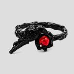 انگشتر گوتیک طرح کلاغ و دانه جادویی کد ICH-26F0661