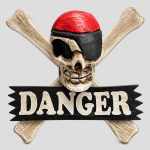 دیوارکوب اسکلتی طرح دزد دریایی مدل Wooden pirate کد MZF-26H0593